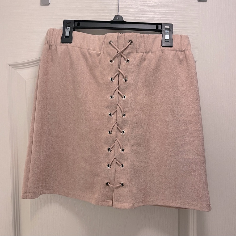 [NWOT] Light Pink Lace-Up Mini Skirt